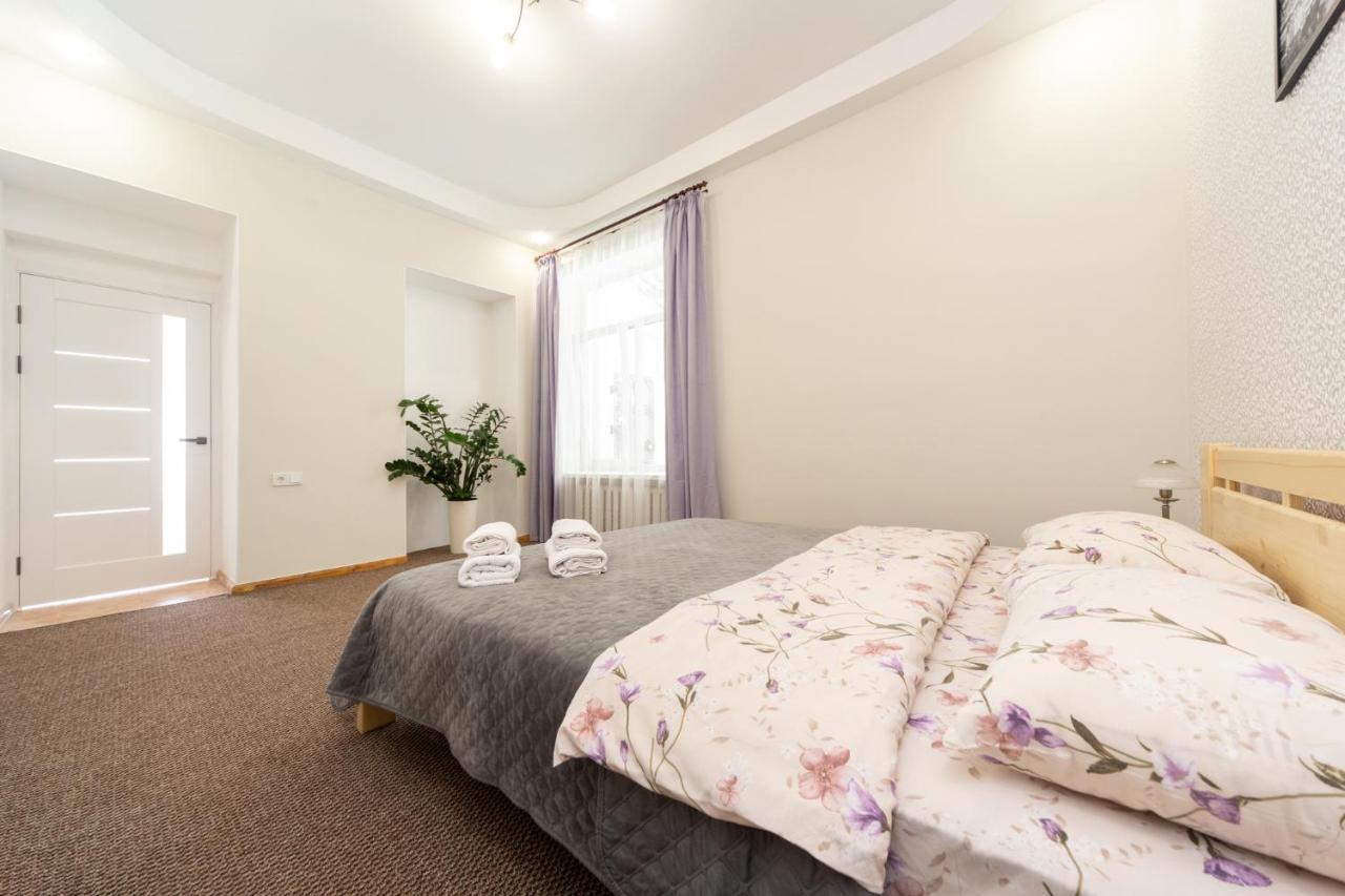 Apartment Center Of Odessa Eksteriør bilde
